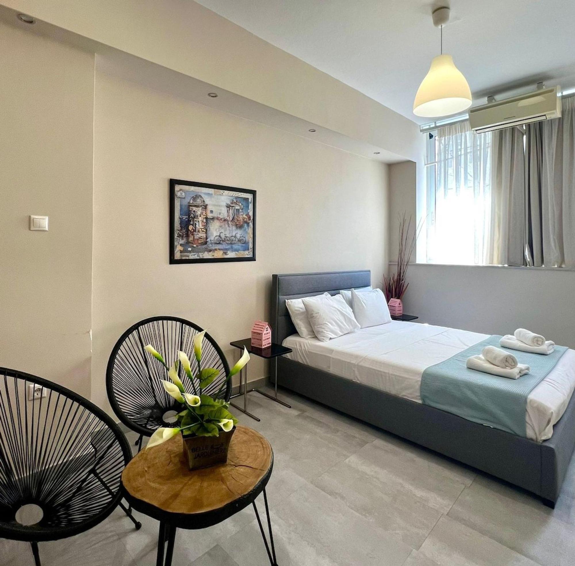 Superhost Hub #103 Plaka - Monastiraki Appartement Athene Buitenkant foto